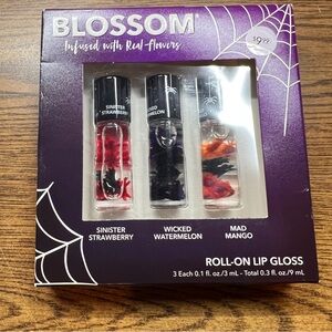 Blossom Real Flowers Roll-On Lip Gloss Infused with Real Flowers New in Box